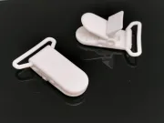 Clips pentru lant suzeta 43x25x9mm alb (1buc)