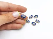 Margele de alama emailate mana hamsa 12x9.5x4mm albastru
