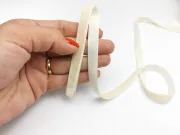 Panglica catifea 10mm ivory (1m)