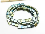 Sirag hematit patrat cu doua orificii 6x6mm iris verde