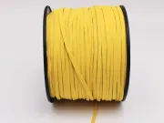 Snur suede imitatie piele intoarsa latime 3mm galben (5metri)