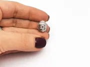 Distantier cubic zirconia buddha 13x12mm argintiu