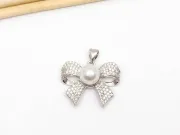 Charm cubic zirconia funda 22x18mm argintiu