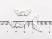 Margele metalice inima cu aripi 22x9x3mm argintiu