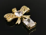 Charm funda din cubic zirconia 24x24mm auriu