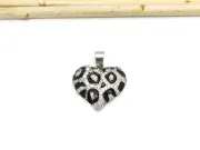 Charm inima animal print din cubic zirconia 20x19mm argintiu