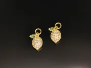 Charm lamaie din cubic zirconia auriu 14x10mm