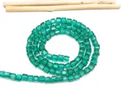 Margele cristal cub fatetat 4mm verde smarald (sirag)