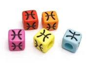 Margele acrilice cub cu semn zodiacal Pesti 7x7mm (5buc)
