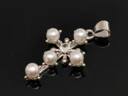 Charm cruce din cubic zirconia cu perle argintiu 25x16mm