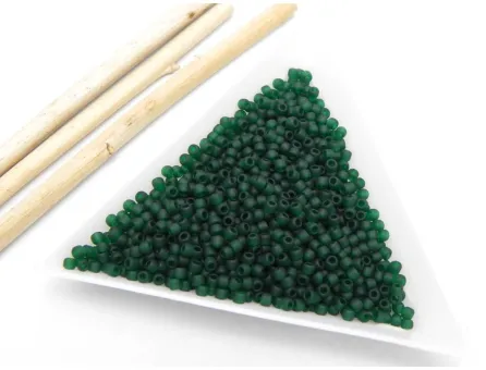 Toho rotunde 11/0 transparent frosted green emerald (5g)