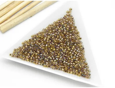 Toho rotunde 11/0 inside color rainbow/gold lined (5g)