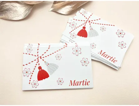 Cartonas martisor snur rosu si alb 8.6x5.3cm (50buc)