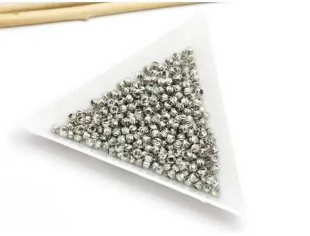 Margele de alama decorative cu striatii 3x2mm placate cu rodiu (10buc)
