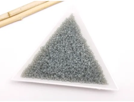 Toho rotunde 15/0 Translucent Gray (5g)