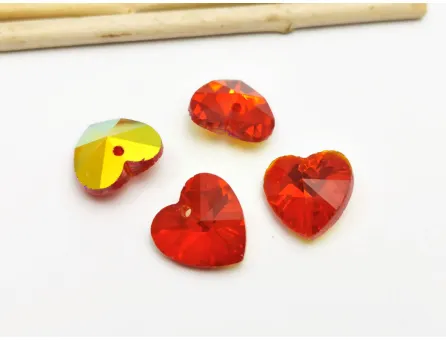 Pandantiv sticla inima 14x14mm rosu auriu