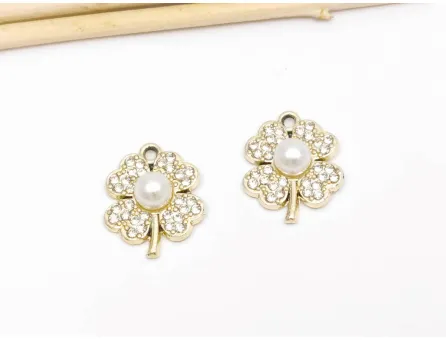 Charm auriu trifoi cu rhinestone 18x16mm