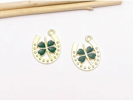 Charm auriu potcoava cu trifoi 20x16mm