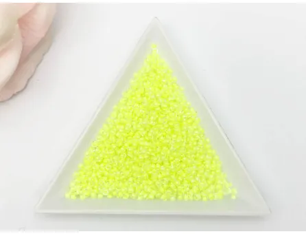 Miyuki Rocailles Rotunde 11/0 Luminous Limeade (10g)