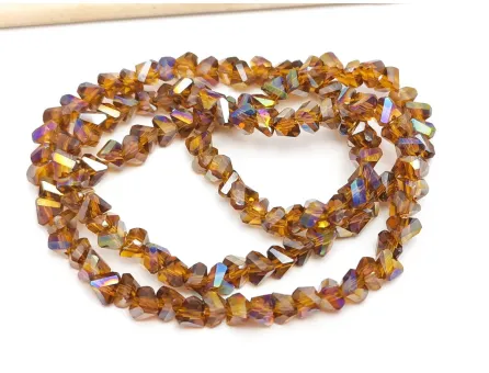 Margele cristal triunghi 3.5x4x3.5mm maro AB (sirag)