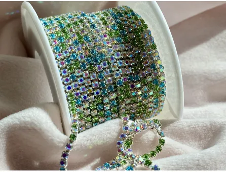 Lant cu strasuri 2mm turcoaz verde mix (0.5m)