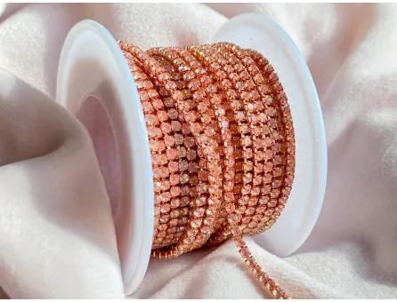 Lant cu strasuri 2mm piersica opal AB (0.5m)