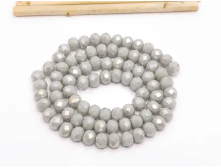 Margele cristal rondel fatetat 6x4mm gri deschis opac AB (sirag)