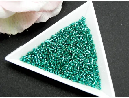 Miyuki Delica 11/0 Silver Lined Caribbean Teal (5g)