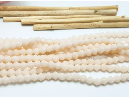 Margele cristal biconic 4mm silk opac (sirag)