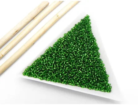 Toho rotunde 15/0 silver lined grass green(5g)