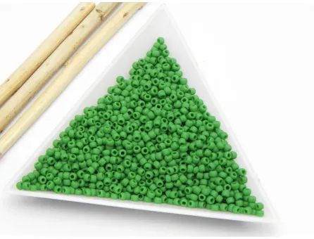 Toho rotunde 11/0 opaque frosted shamrock (5g)