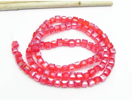 Margele cristal cub fatetat 4mm rosu ab (sirag)