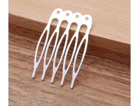 Accesoriu pieptan par 40x27mm argintiu