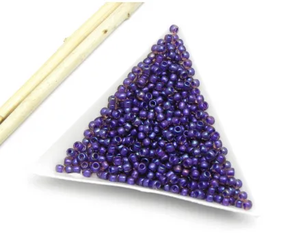 Toho rotunde 8/0 : inside color rainbow rosaline opaque purple lined ( (5g)