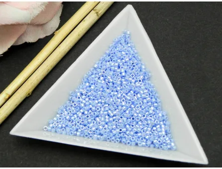 Miyuki delica 11/0 Opaque Agate Blue Luster (5g)