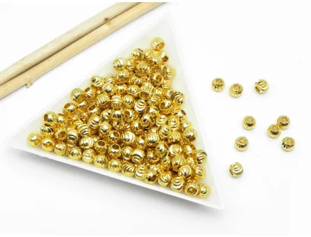 Margele de alama decorative cu striatii 4.5x3.5mm placate cu aur 18K (10buc)