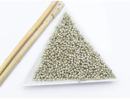 Toho rotunde 11/0 galvanized silver (5g)