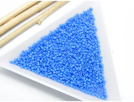 Toho rotunde 15/0 opaque cornflower (5g)