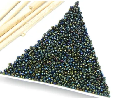 Toho rotunde 15/0 metallic iris green (5g)