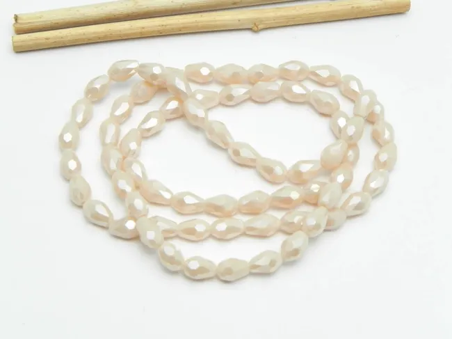 Margele cristal picatura 6x4mm crem opac ab (sirag)