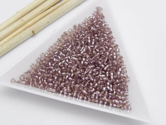 Toho rotunde 11/0 silver lined lt. amethyst (5g)