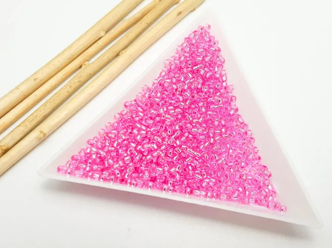 Toho rotunde 11/0 silver lined pink (5g)