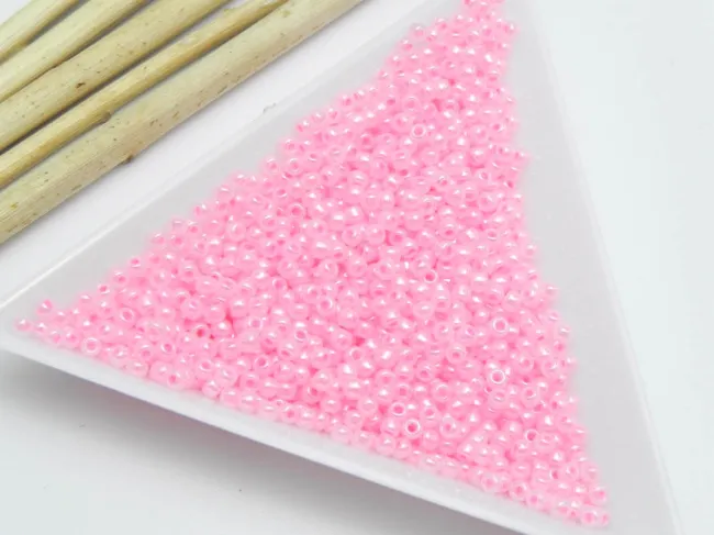 Toho rotunde 11/0 ceylon cotton candy (5g)