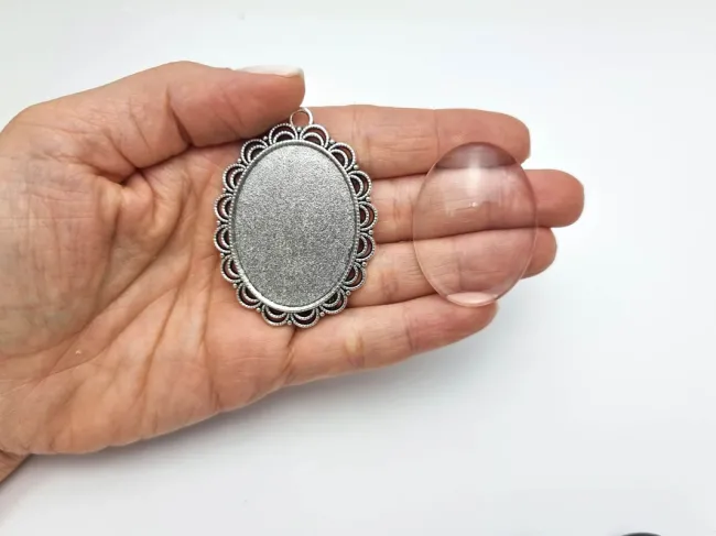 Baza pandantiv cu cabochon sticla oval 54x40mm, interior 40x30mm