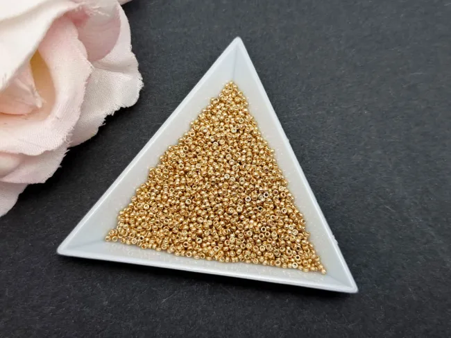 Miyuki Rocailles Rotunde 15/0 Galvanized Yellow Gold (10g)