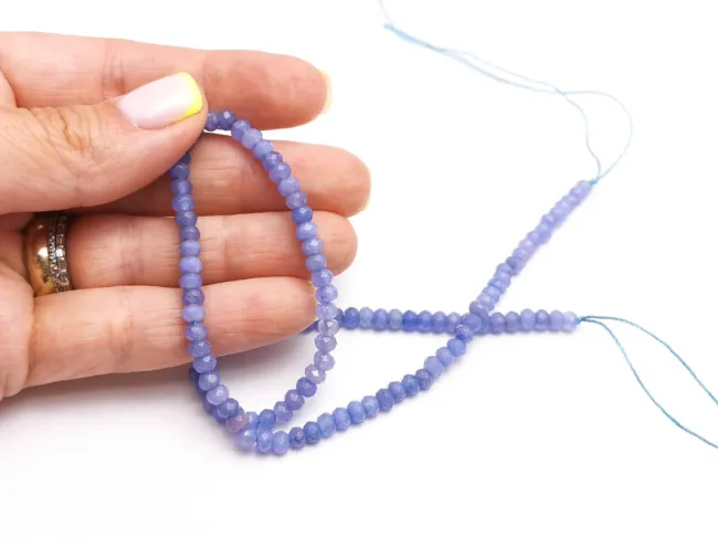 Sirag jad rondel 4x3mm albastru safir