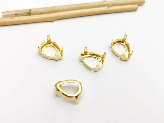 Baza cabochon lacrima 14x10mm auriu