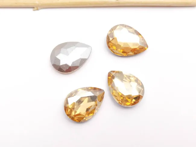 Cabochon din sticla picatura 18x13mm golden shadow (1buc)