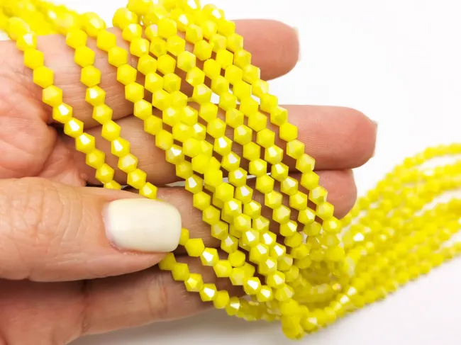 Margele cristal biconic 4mm galben opac AB (sirag)
