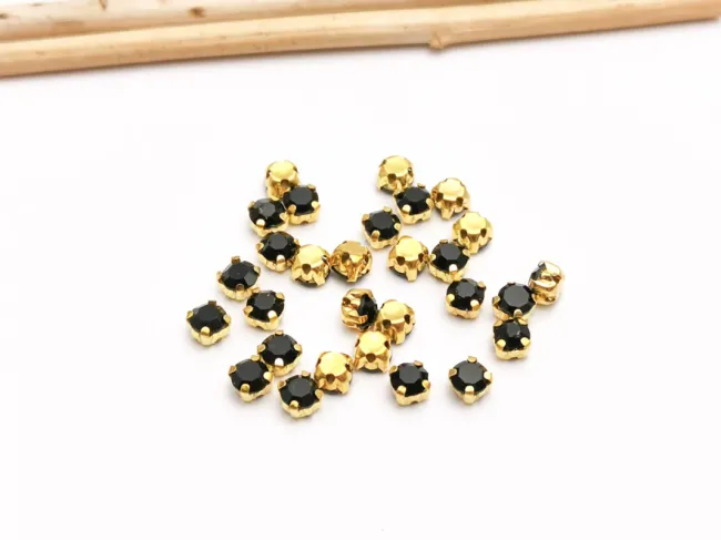 Distantier montee cu rhinestone de cristal 4mm negru (10buc)